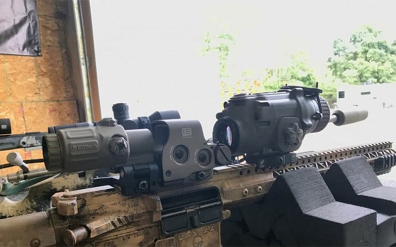 The domestic rifle finally eliminated the dovetail slot and replaced it with a new generation of tactical rails, making it easier to install a scope